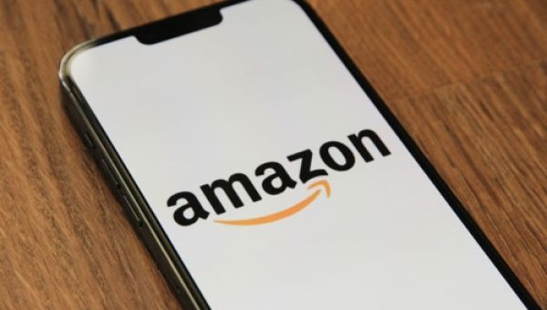 Trump Complained To Bezos Before Amazon Said It Scrapped Its Idea To Display Tariff Costs