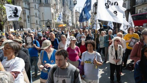 Julian Assange can appeal extradition to US, court rules