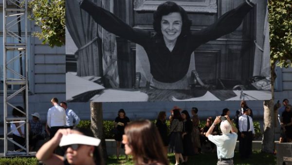 Feinstein remembered by dignitaries outside City Hall