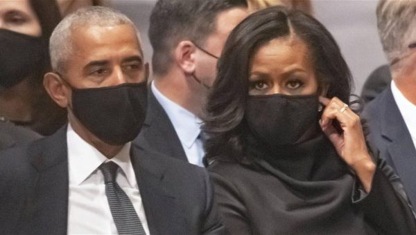 Barack & Michelle Obama's Mourn Personal Chef Who Drowned Near Martha Vineyard Home: 'Our Hearts Are Broken'