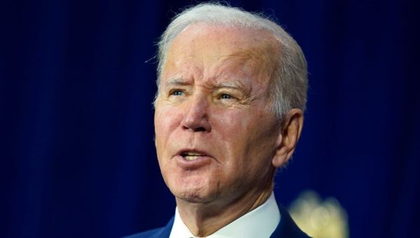Biden announces executive order to expand gun background checks, calls on lawmakers to go farther