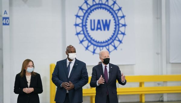 UAW strike puts Biden’s electric vehicle revolution in the hot seat