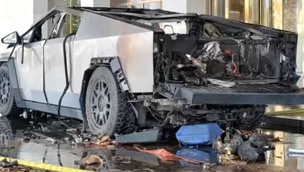 Video: 1 dead after Tesla Cybertruck exploded at Trump hotel in Las Vegas