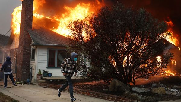 Deadly winds fuel unprecedented firestorm in L.A. and Ventura counties, leaving 24 dead and thousands homeless   – NaturalNews.com