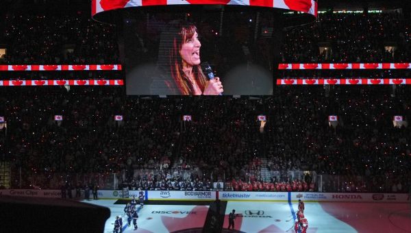 Singer Changes National Anthem Words to Mock Trump, But It Backfires Horribly