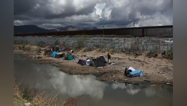 Federal judge rules that migrant children in desert camps need to be in safe and clean facilities – Boston News, Weather, Sports | WHDH 7News