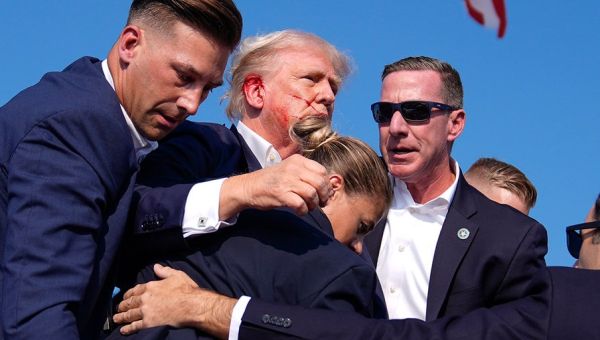 Doctor and his wife recall chaos at Trump rally in Pennsylvania: 'Everybody was so upset'