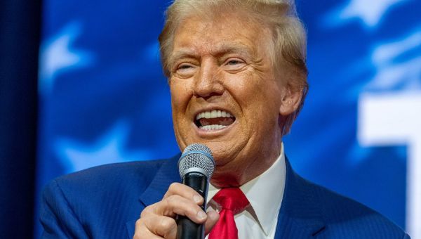 Trump ‘Musical Fest’ Town Hall Baffles Pundits