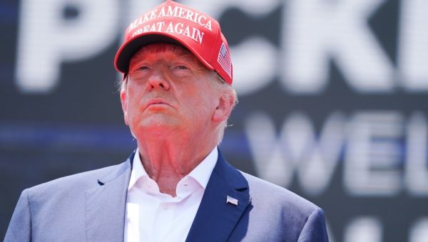 Trump demands court ignore DOJ request for gag order