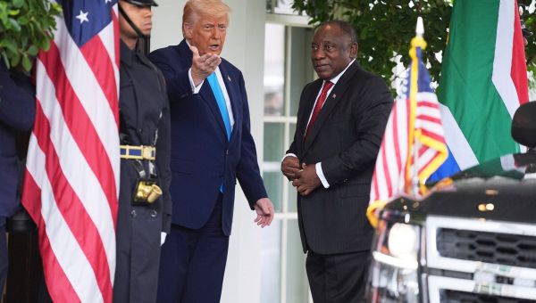 Trump falsely claims South Africans fleeing 'white genocide' to Australia