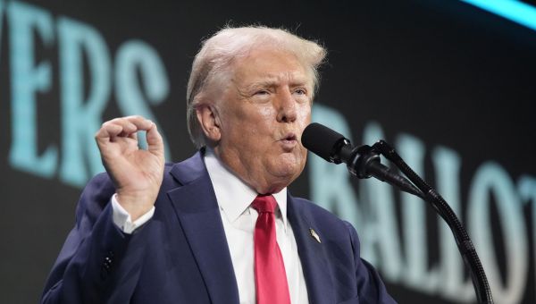 Black journalists object to their association inviting Trump to annual convention