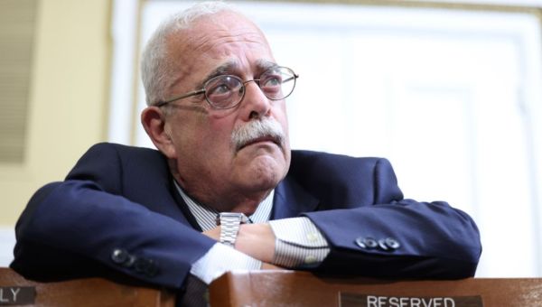 Top Democrat on House Oversight Committee Dies at Age 75