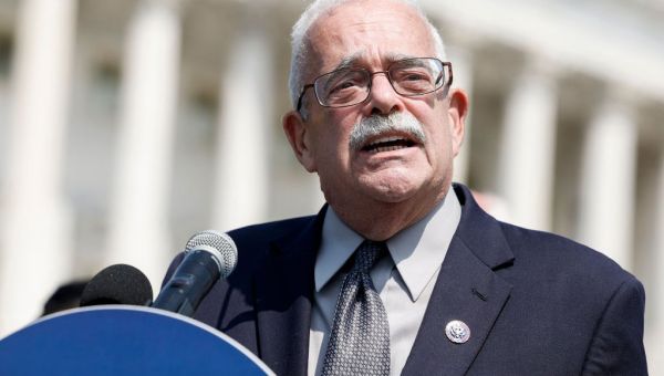 How Rep. Gerry Connolly Fought for Federal Workers