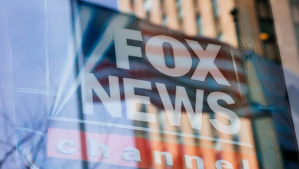 VIDEO: Fox News host who previously said he was barred from reporting on Dominion suit says he will cover trial