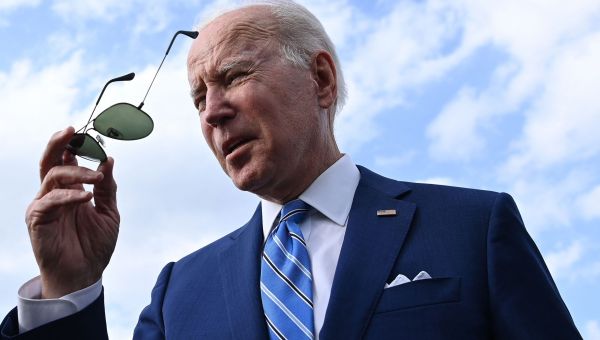 President Biden’s Dog Commander Removed from White House Due to Multiple Biting Incidents [Video]