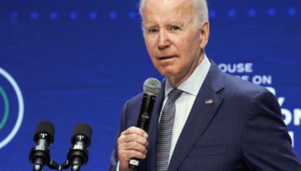 Reporter Ignores Biden’s Search for Deceased Congresswoman