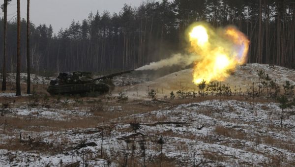UK commits to sending Ukraine Challenger 2 tanks, going further than Biden admin.