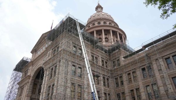 Texas Gov. Abbott signs bill banning gender-affirming care for minors