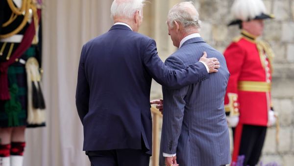 Palace insists King Charles didn’t mind when President Biden patted him on back