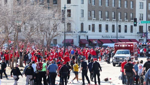 Radio DJ killed, children among 22 people shot at end of Chiefs’ Super Bowl parade – Chicago Monitor