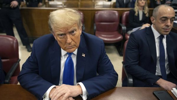 Trump Demands Stay Of Sentencing Based On Retroactive Presidential Immunity