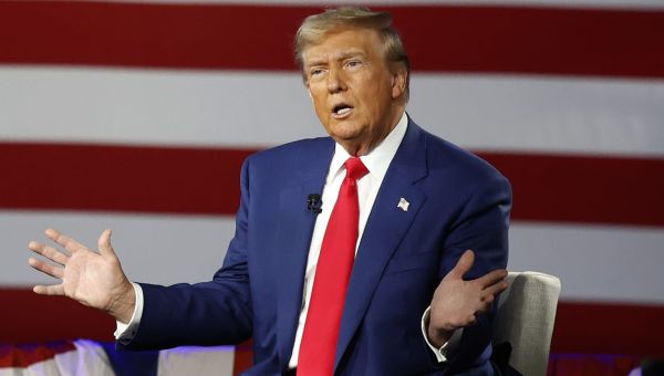 Trump Says Attendees at Bizarre Rally Fainted Out of ‘Excitement and Heat’