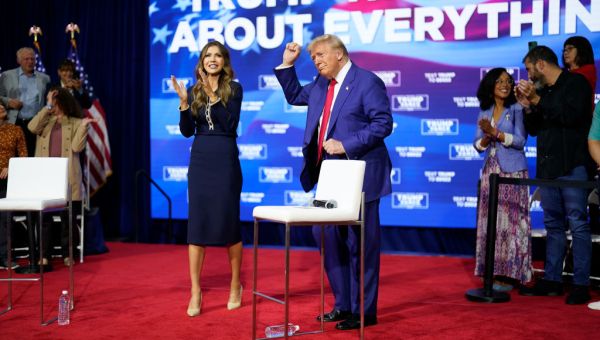 Harris Increases Pressure on Trump’s Mental Acuity After Bizarre Town Hall