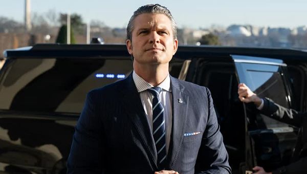 Hegseth Begins First Day At Pentagon, Emphasizes Mission To Protect U.S. Sovereign Territory