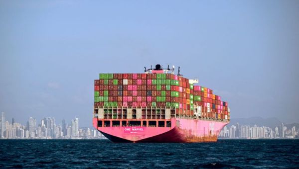 BlackRock Acquires Panama Canal Ports Amid U.S.-China Tensions
