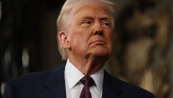 Trump To Sign Executive Order Lowering Cost Of Prescription Drugs, Pharma Prices By ’30-80%’