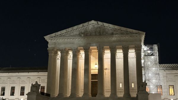 Supreme Court weighs Trump birthright citizenship limits