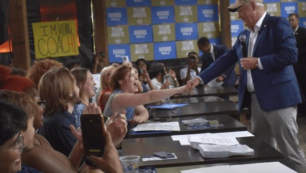 Walz visits Tech on campaign trail – Technique