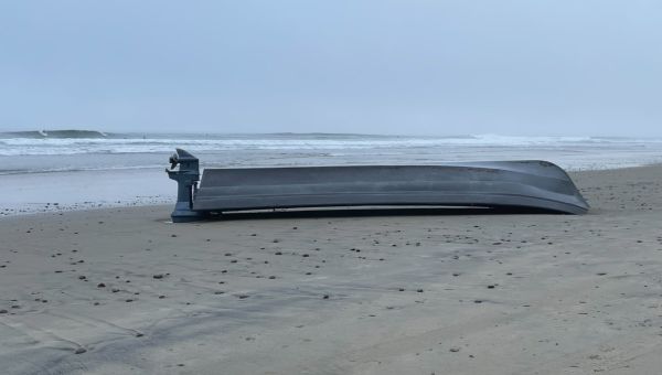 8 Dead After Boat Capsizes at San Diego Beach