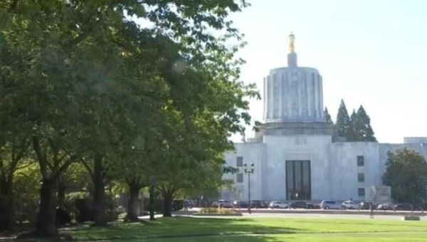 Senators disqualified from reelection after Oregon Supreme Court ruling