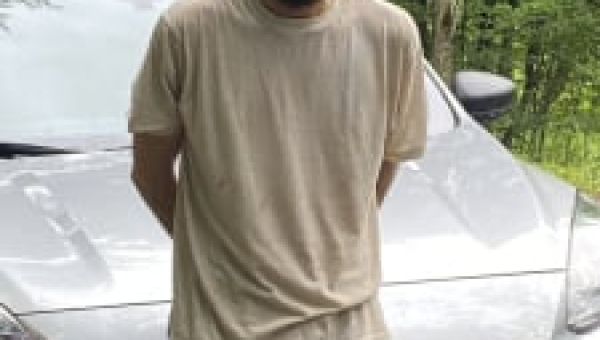 Couple checking out barking dog leads to encounter with Pennsylvania escapee, his recapture