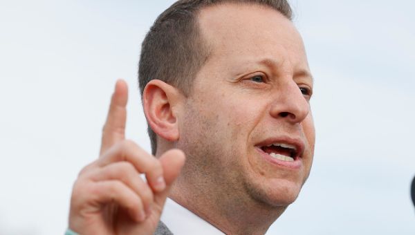 Rep. Jared Moskowitz First Democrat to Join DOGE Caucus: ‘Should Not Be a Partisan Issue’