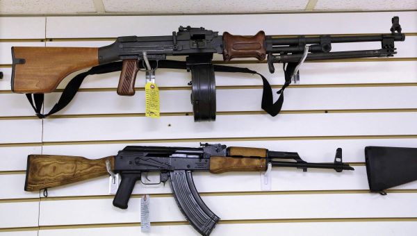 Judge issues order blocking Illinois semiautomatic gun ban – Home-The Courier