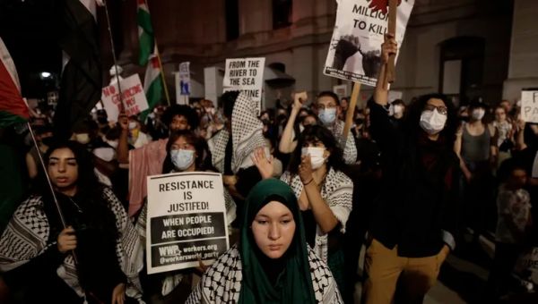 1,000 rally in Center City to demand a cease-fire in the Israel-Hamas war