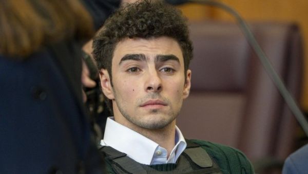 Luigi Mangione's attorneys want court to block DOJ from seeking death penalty - UPI.com