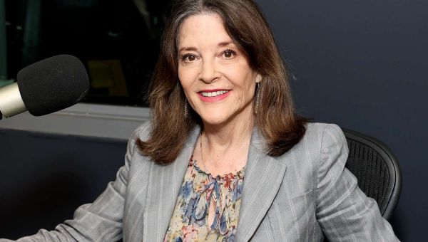 Democrat Marianne Williamson 'Unsuspends' 2024 Presidential Campaign in Surprise Announcement