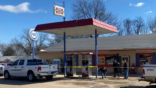 6 fatally shot in small Mississippi town, suspect in custody