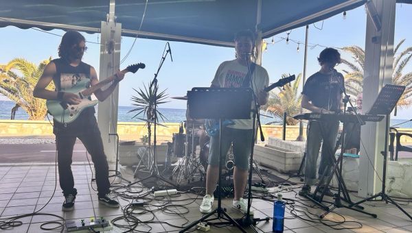 Music industry urges UK-EU Summit to address post-Brexit trade barriers for musicians