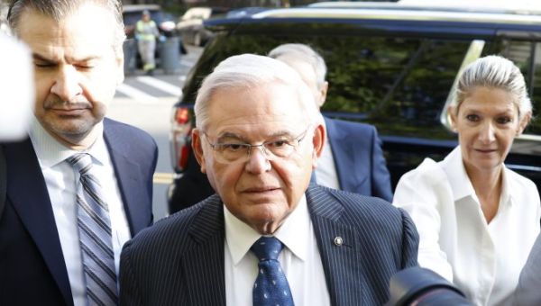 Nadine Menendez, wife of ex-Sen. Bob Menendez, convicted in bribery scheme - UPI.com
