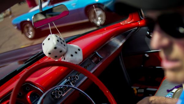 States set to enact new laws on guns, pornography, taxes and even fuzzy dice – WTOP News