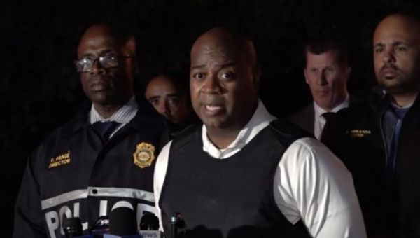 Newark police hunt for gunman suspected of shooting 2 officers at close range