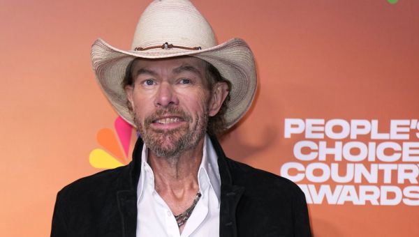 Tributes paid for death of Toby Keith: What Jason Aldean, Zach Bryan, more say