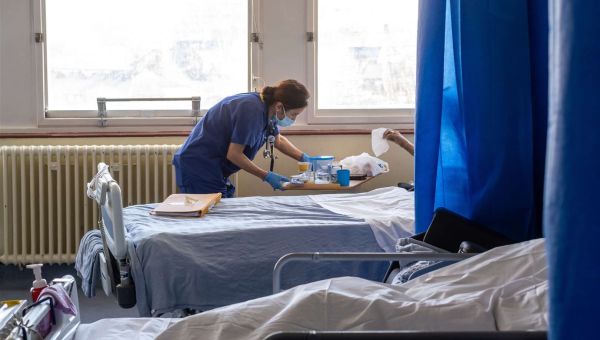 NHS waiting lists likely to rise despite private sector expansion, minister says