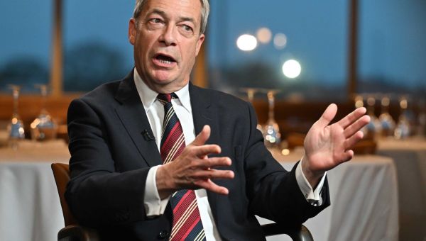 1 in 4 want Farage to be PM as Labour voters turn to Reform, new poll reveals