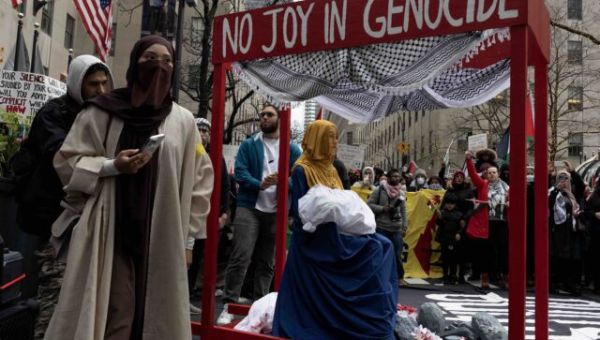 ‘Christmas Is Canceled’: Pro-Palestinian Protesters Riot in New York, Block O’Hare in Chicago