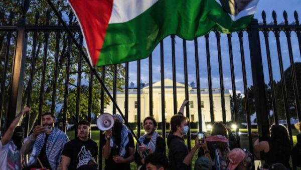 WATCH: Anti-Israel Protesters Try to Storm White House, Demand Destruction of Israel